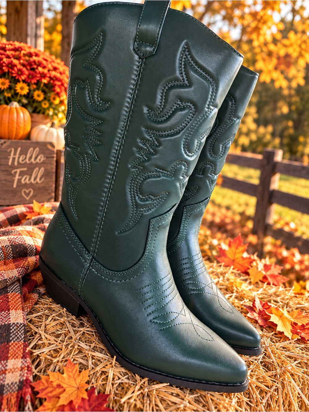 Soda Dark Green Pointed-Toe Western 🤠 Cowboy Boots